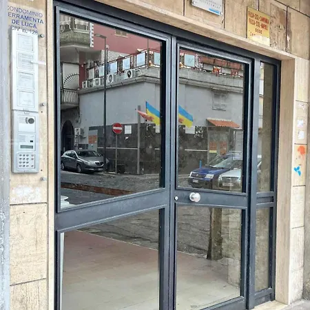 Apartament Dimora Di Antonietta - Near Train Station & Wi-fi Neapol